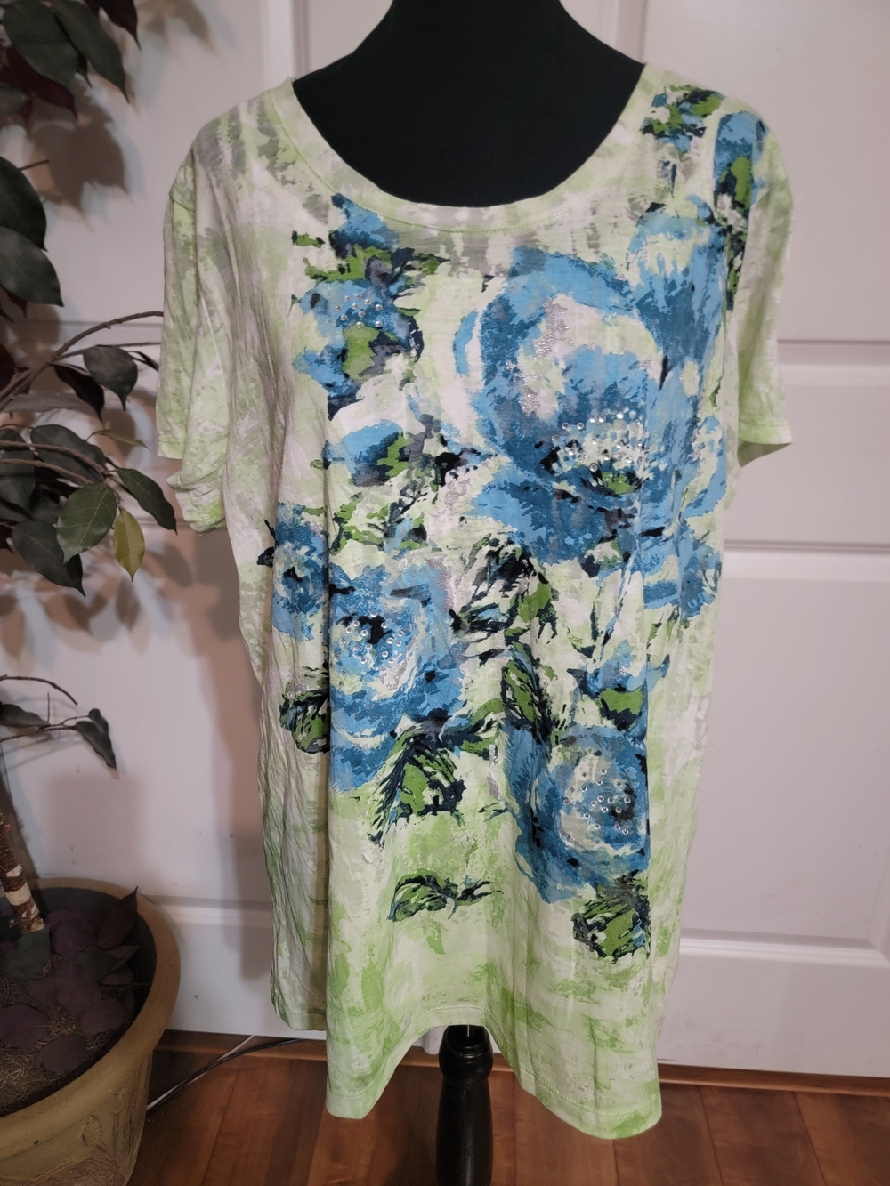 Style & Co. Light Green Tunic with Blue Floral Print
